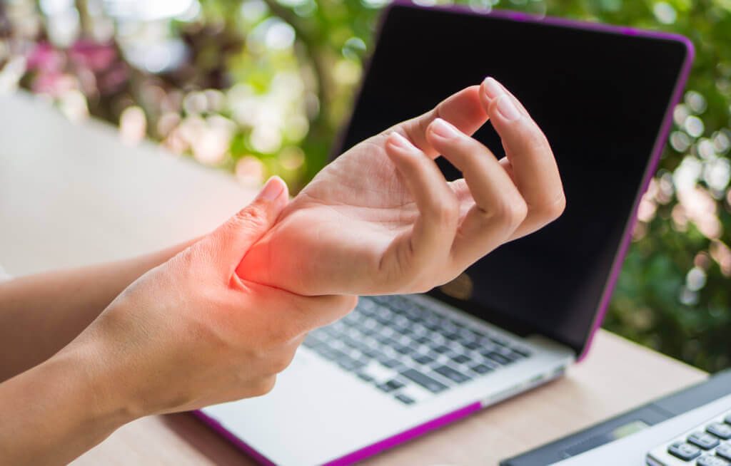 Can Red Light Therapy Heal Carpal Tunnel?