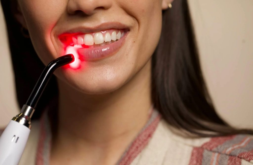 Does Red Light Therapy Help Cold Sores?