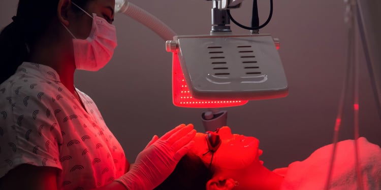 Red light therapy face